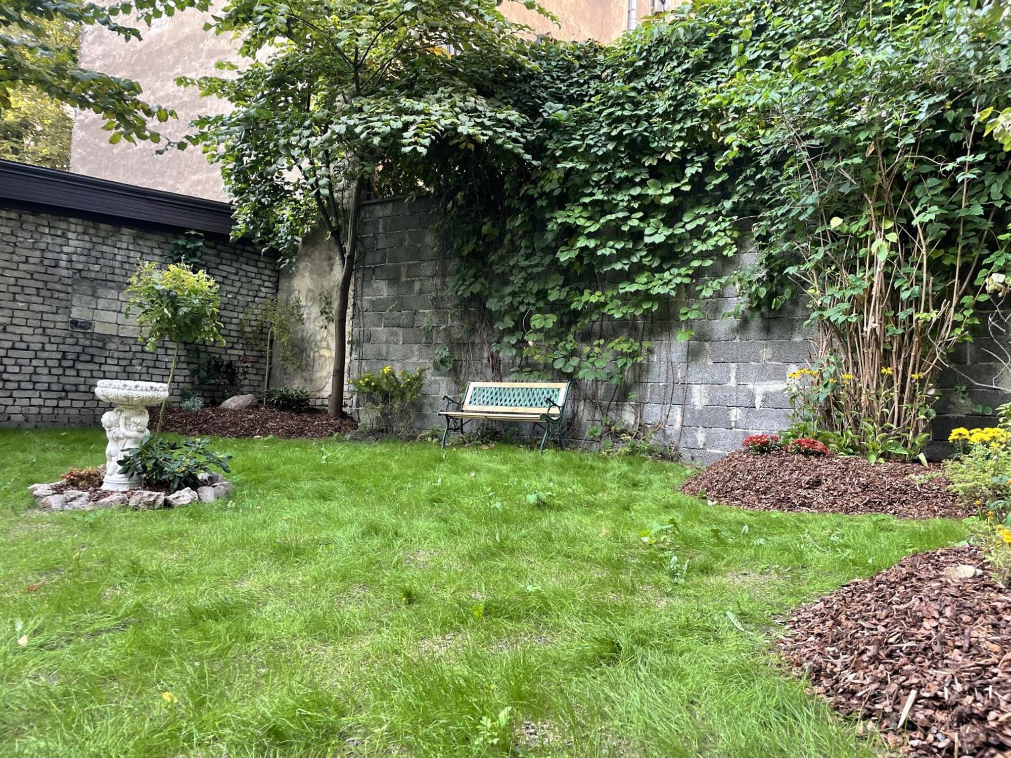 Pristine 1Br Apt In City Center W/ Patio And Parking 里加 外观 照片